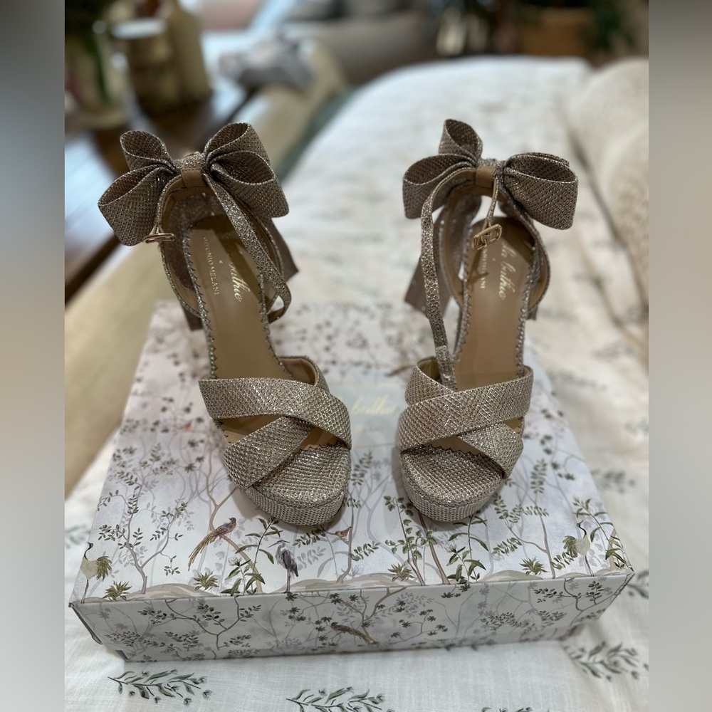 Antonio Meloni X Nicola Bathie platform bow heels